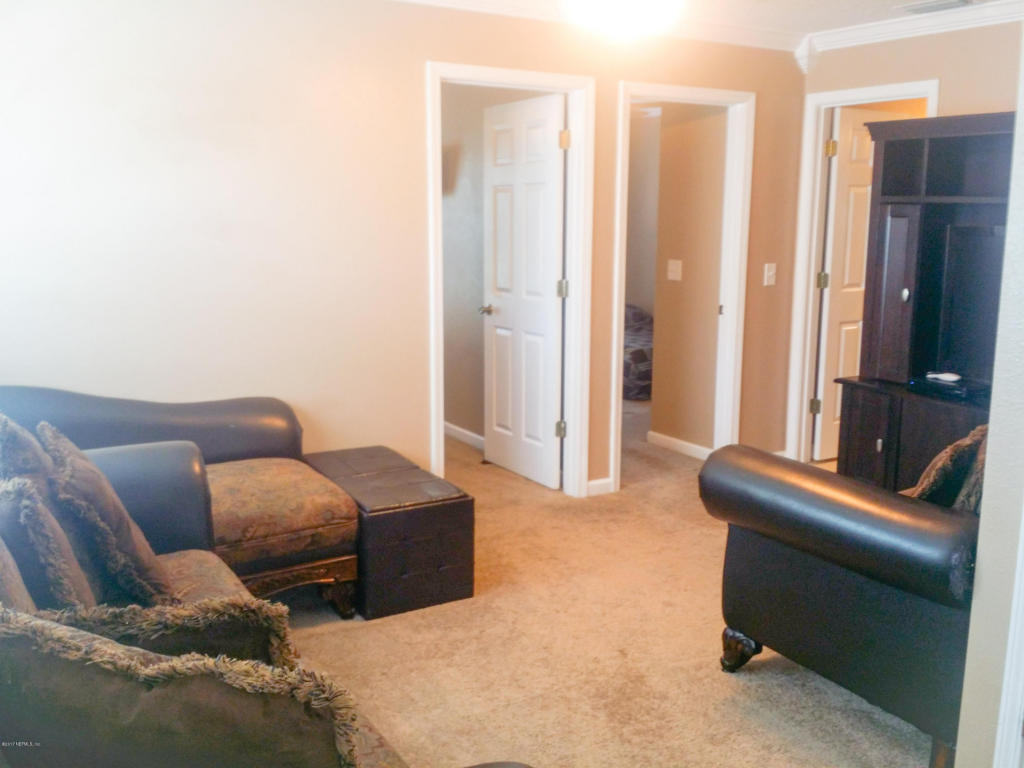 1500 CALMING WATER DR, Fleming Island, FL 32003