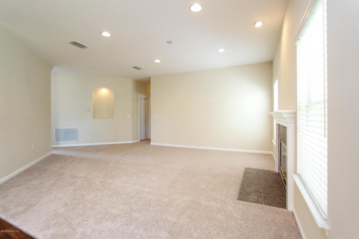 1867Chatham Village Dr, Fleming Island, FL 32003