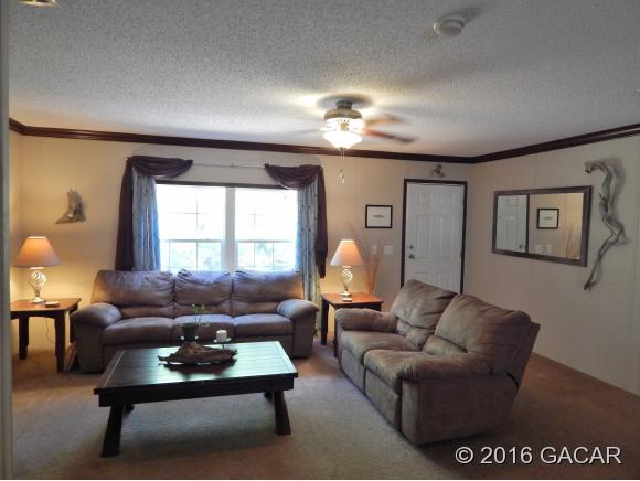 568 SW Texas LN, Ft. White, FL 32038