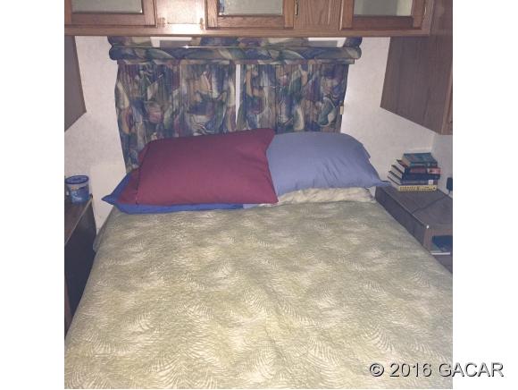 1388 Southwest Riverside Avenue, Ft. White, FL 32038