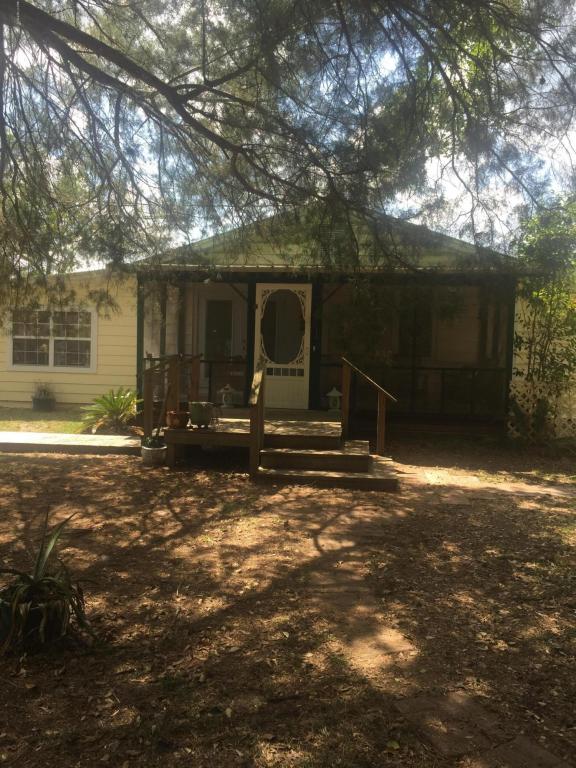 6117 NAVARRE AVE, Hampton, FL 32044