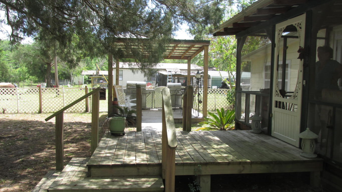 6117 NAVARRE AVE, Hampton, FL 32044