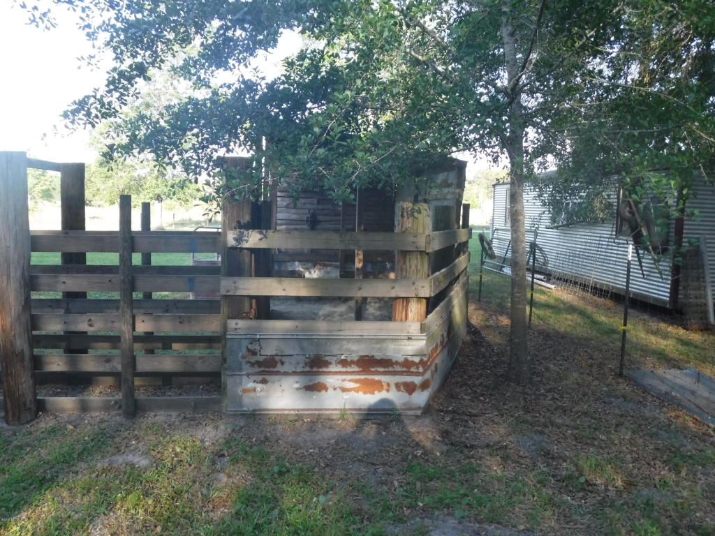 21621 CR 235 North West, Lake Butler, FL 32054