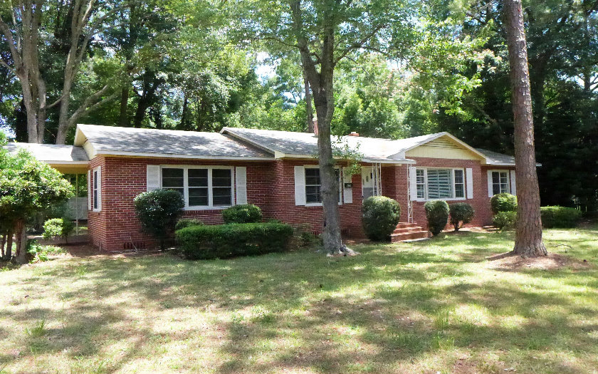 605 SW SUWANNEE AVE, Live Oak, FL 32060