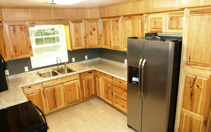 605 SW SUWANNEE AVE, Live Oak, FL 32060