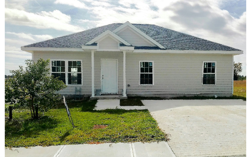 322 NW MESA ST, Live Oak, FL 32064