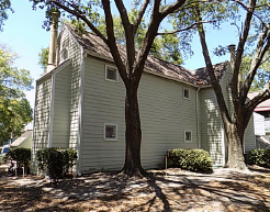 2300 Twelve Oaks Dr Apt J8Orange Park, FL, 32065Clay County
