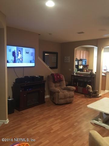 3865 D BUCKTHORNE DR, Orange Park, FL 32065