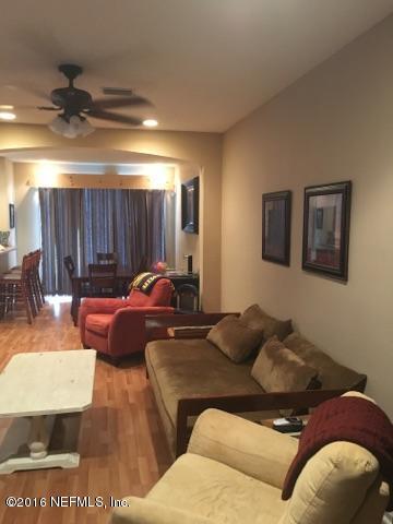 3865 D BUCKTHORNE DR, Orange Park, FL 32065
