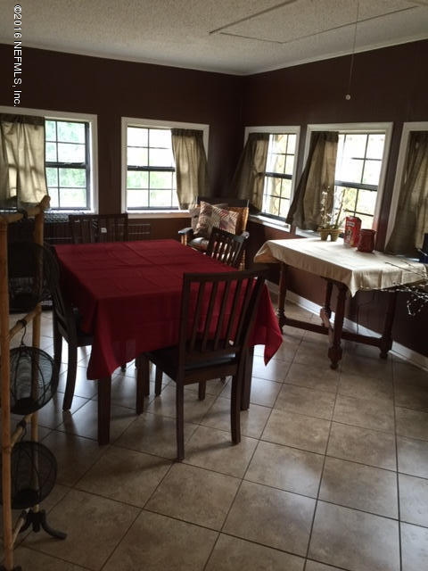 21Canterbury Ct, Orange Park, FL 32065