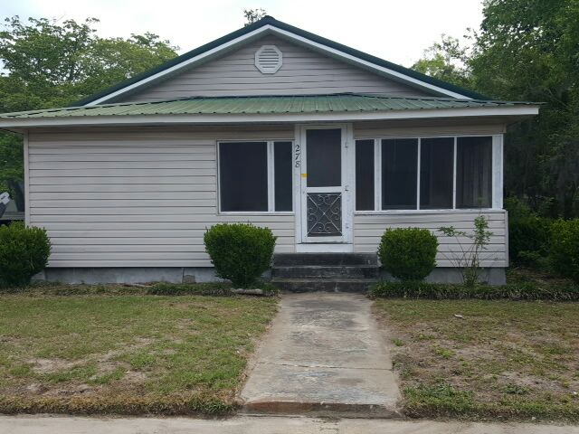 278 N Fletcher Ave, Mayo, FL 32066