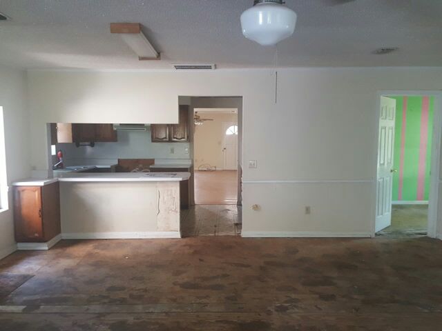 278 N Fletcher Ave, Mayo, FL 32066
