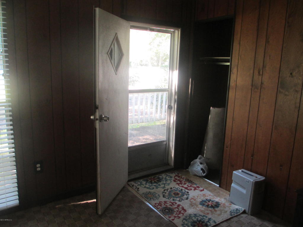 2107 PALMETTO ST, Middleburg, FL 32068
