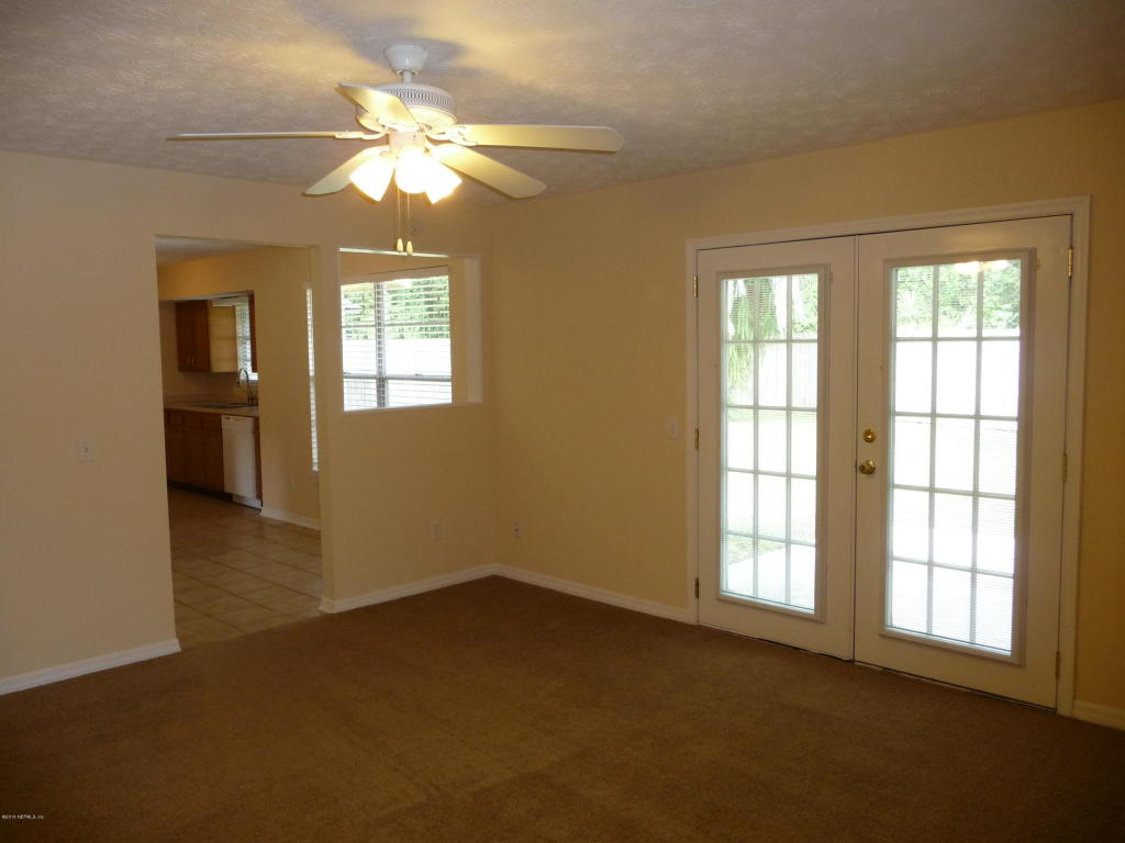 1447 BETTY CT, Orange Park, FL 32073