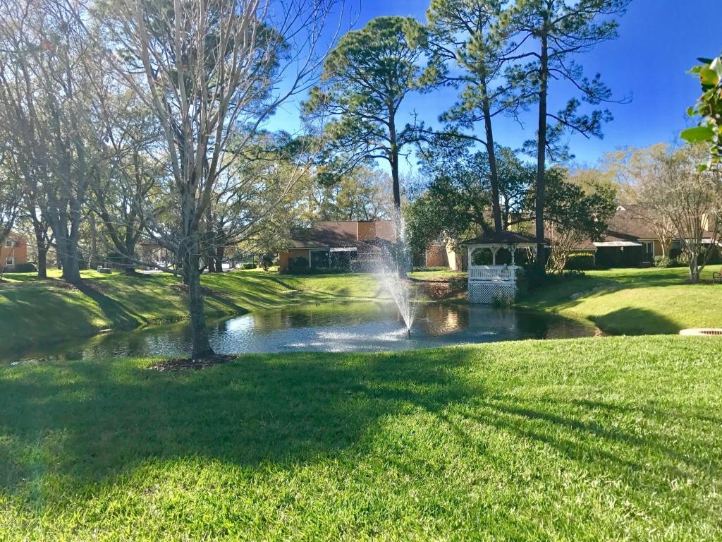 703 SANDCASTLE DR, Ponte Vedra Beach, FL 32082