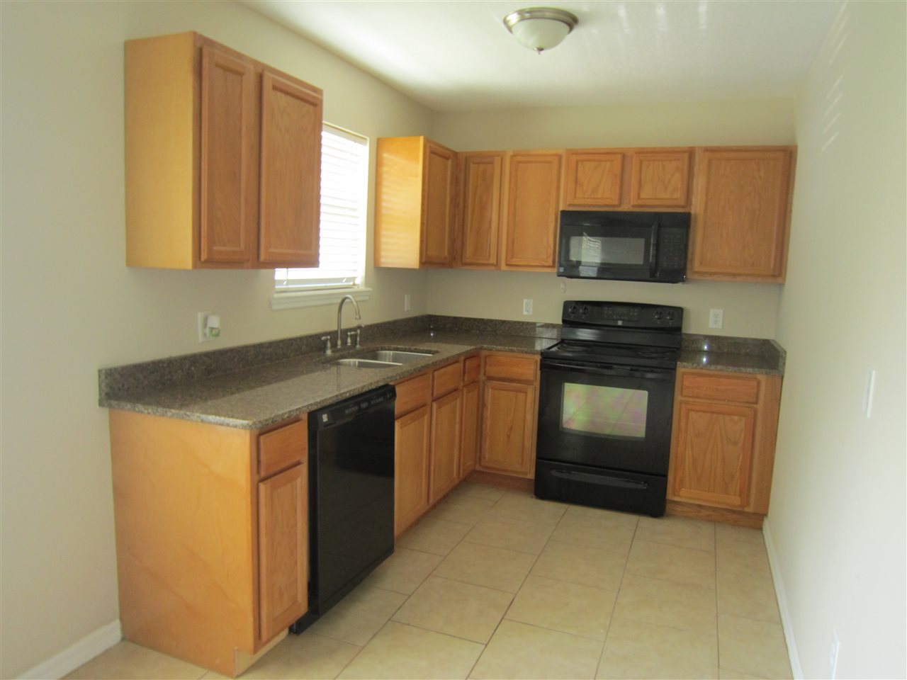 871 W 13th St, St. Augustine, FL 32084