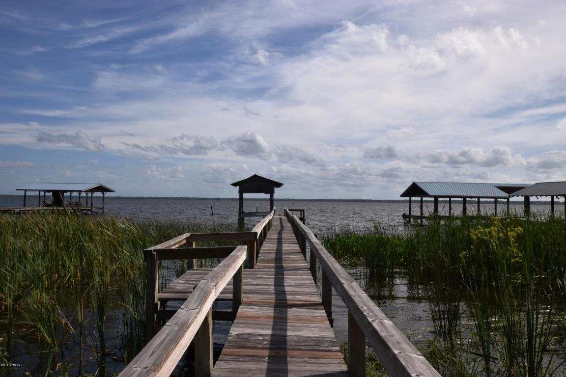 106 HUMMINGBIRD TRL, Crescent City, FL 32112