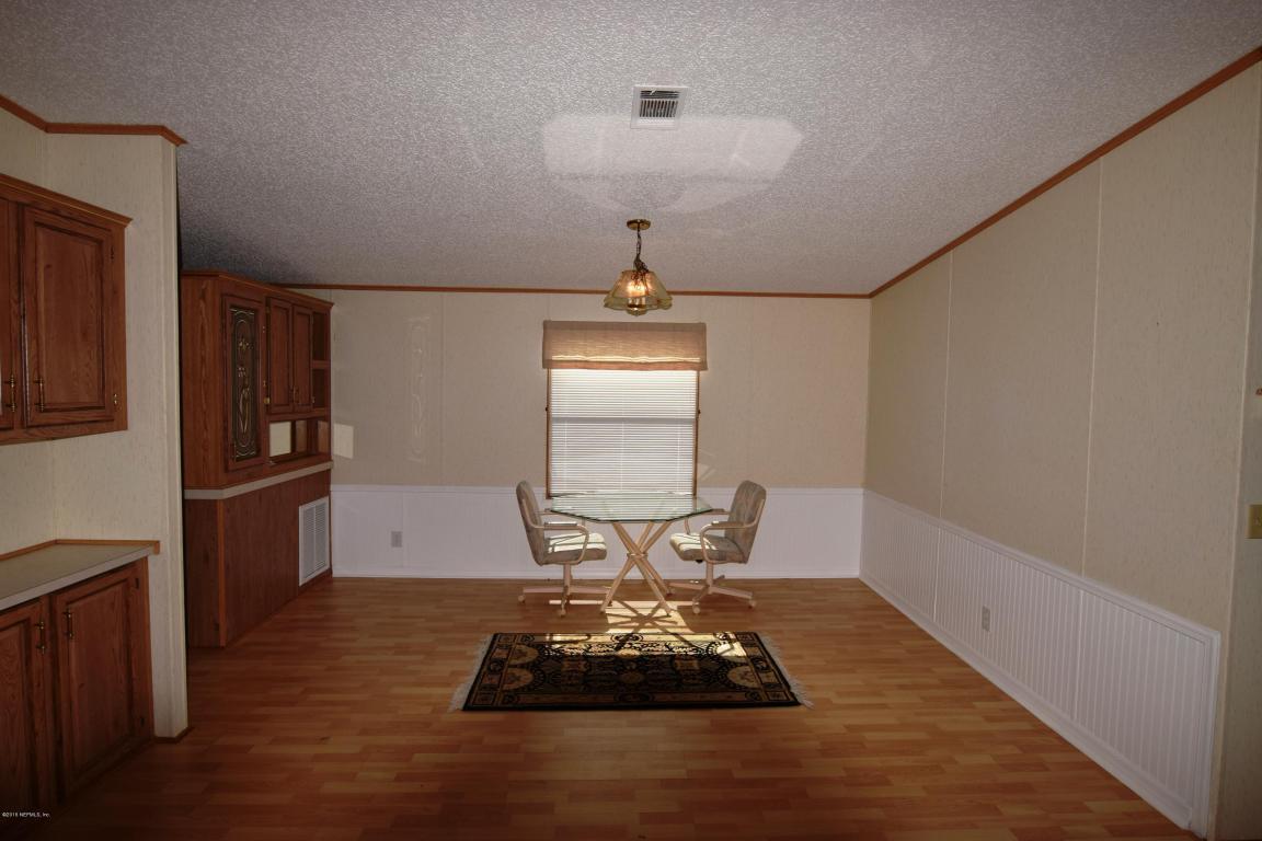 106 HUMMINGBIRD TRL, Crescent City, FL 32112