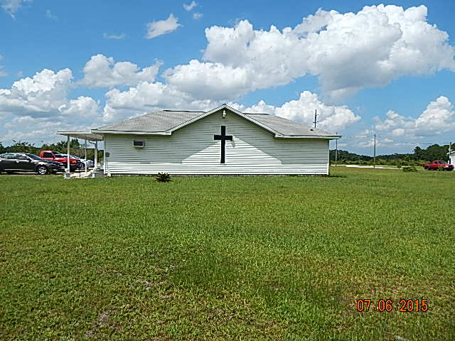343 Old Highway 17, Crescent City, FL 32112