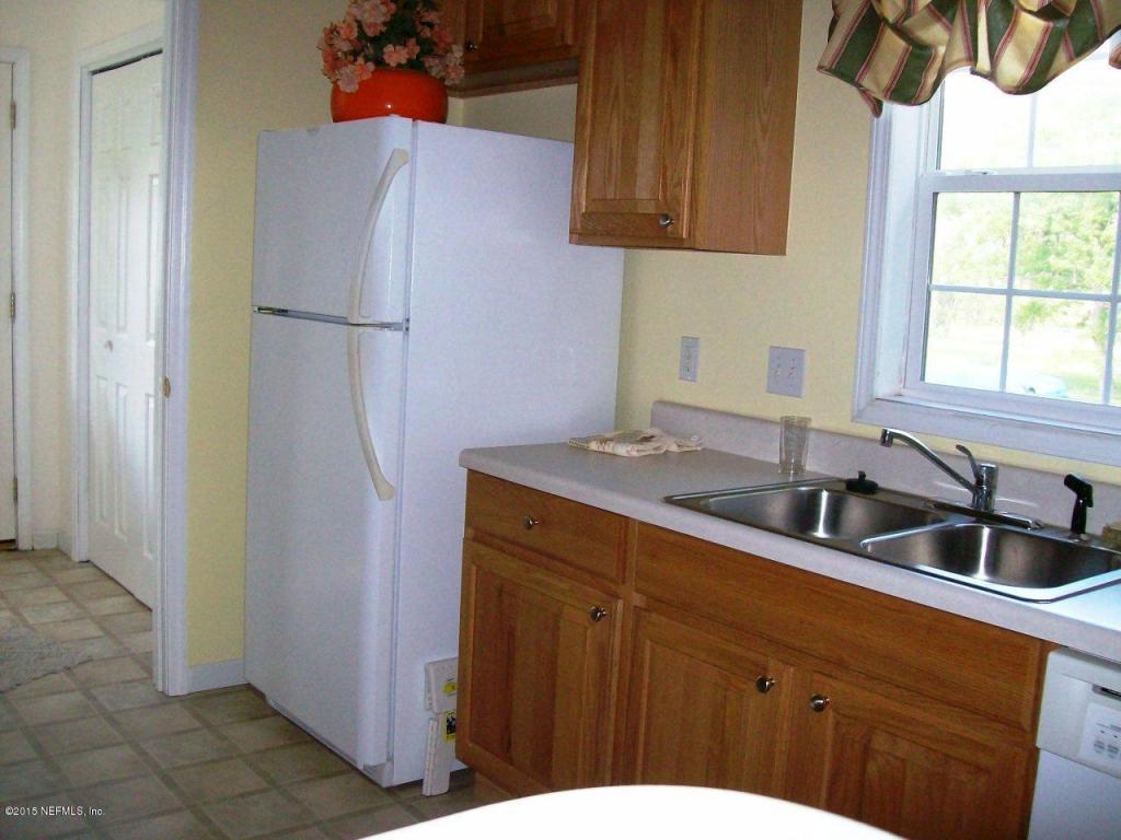 118 Hicks AVE, Crescent City, FL 32112