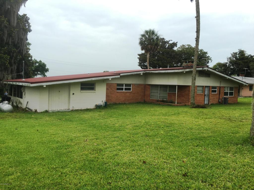 703 N. Lake Street, Crescent City, FL 32112