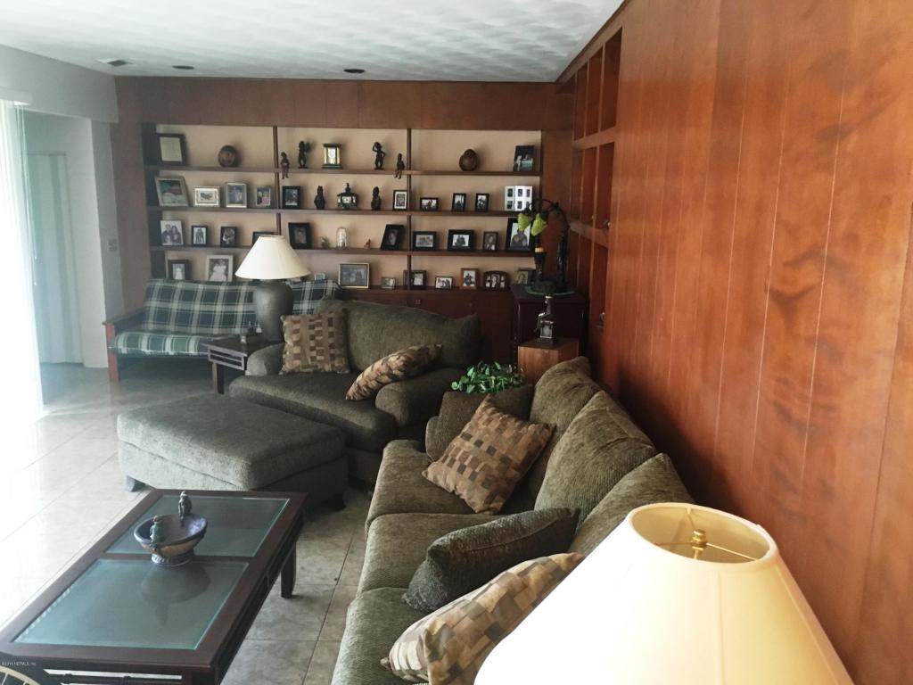 703 N. Lake Street, Crescent City, FL 32112