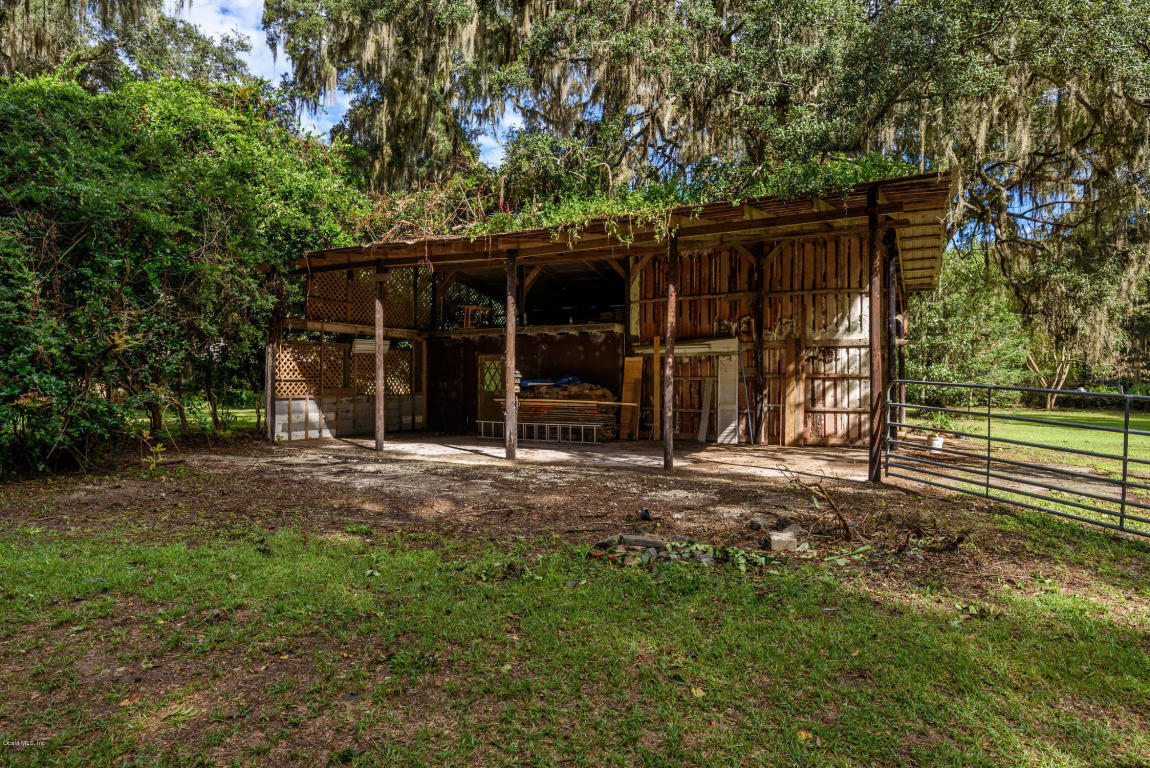 18615 NE 24th Avenue, Citra, FL 32113