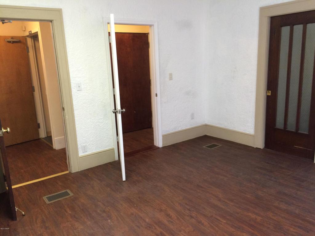 540 N RIDGEWOOD Avenue, Daytona Beach, FL 32114