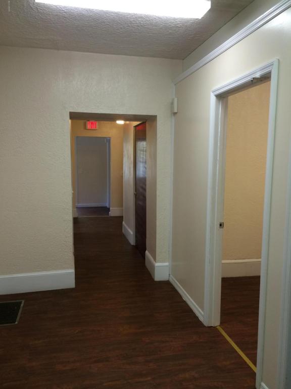 540 N RIDGEWOOD Avenue, Daytona Beach, FL 32114