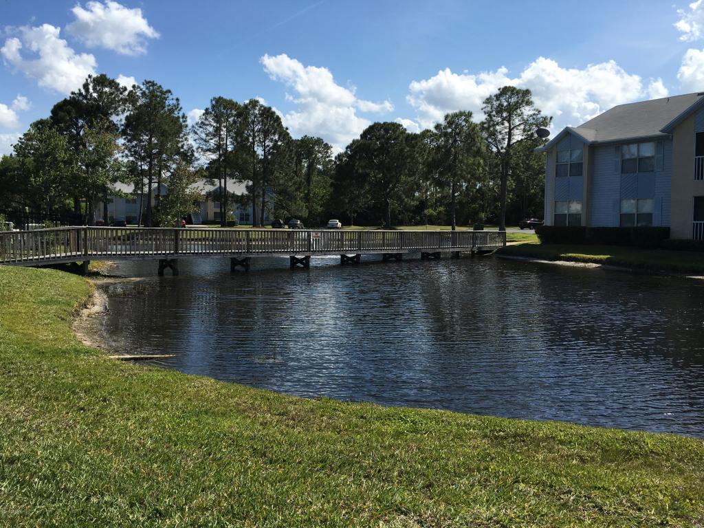 101 BENT TREE Drive, Daytona Beach, FL 32114
