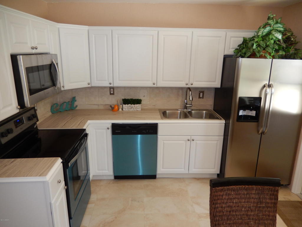 612 S Lanvale Avenue, Daytona Beach, FL 32114