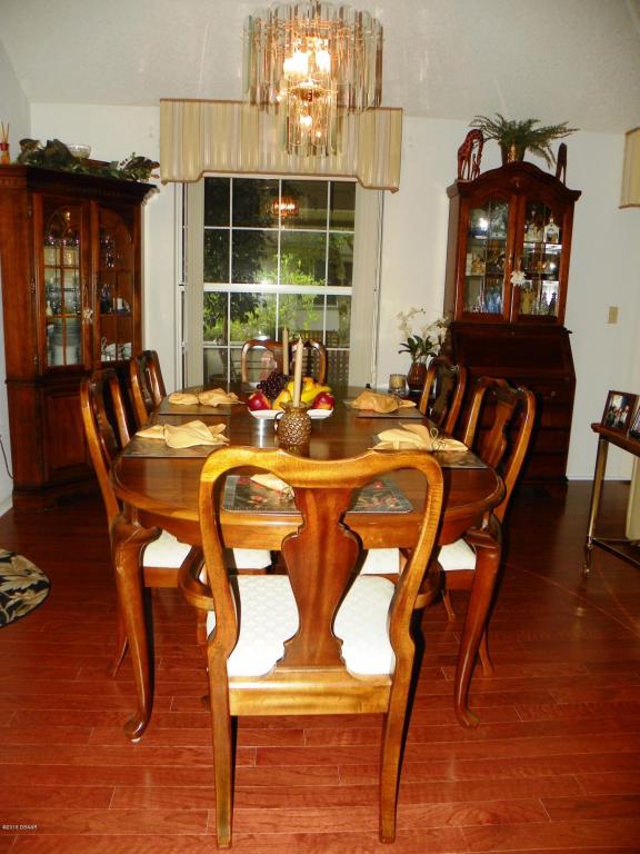 112 BARDMOOR Circle, Daytona Beach, FL 32114