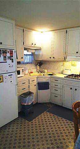 Colonial Colony North 857 W Colonial CircleHolly Hill, FL 32117
