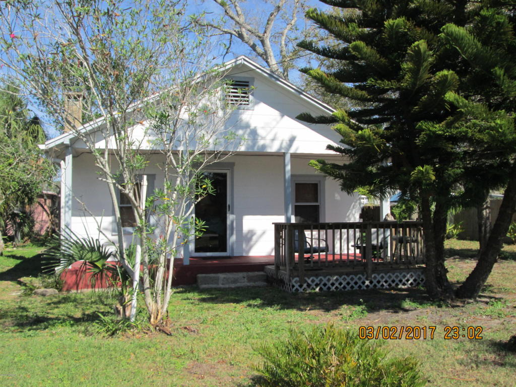 208 14th Street, Holly Hill, FL 32117