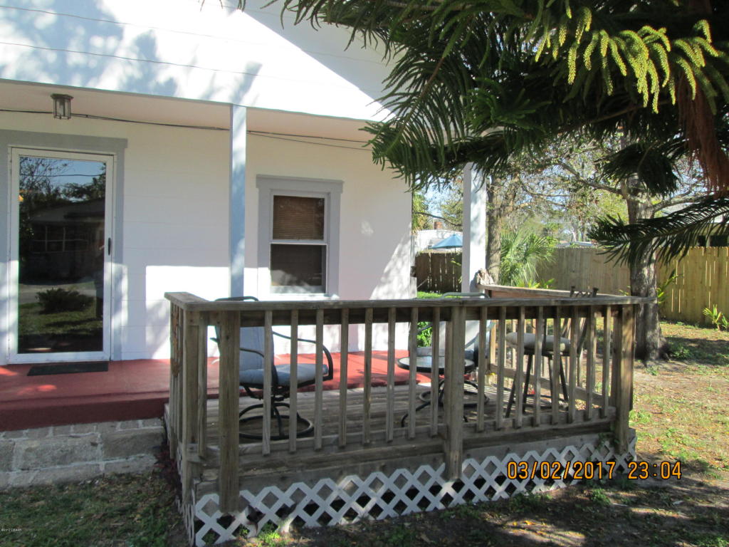 208 14th Street, Holly Hill, FL 32117
