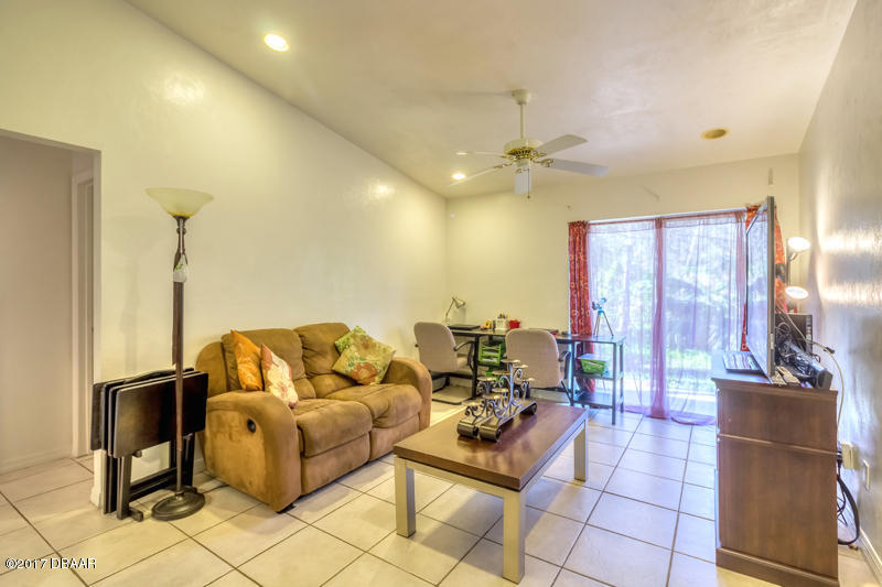 1574 Megan Bay Circle, Holly Hill, FL 32117