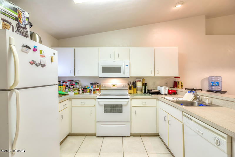 1574 Megan Bay Circle, Holly Hill, FL 32117