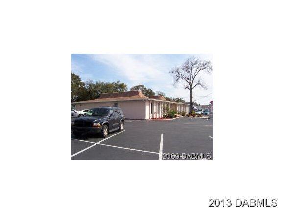 1721 Ridgewood Avenue, Holly Hill, FL 32117