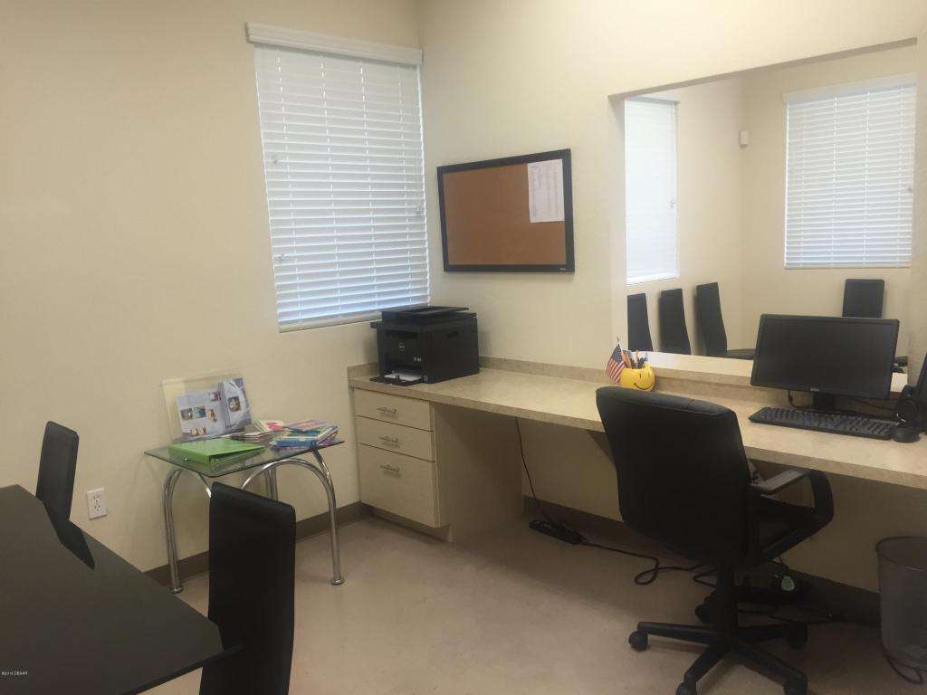 1893 N CLYDE MORRIS Boulevard, Daytona Beach, FL 32117