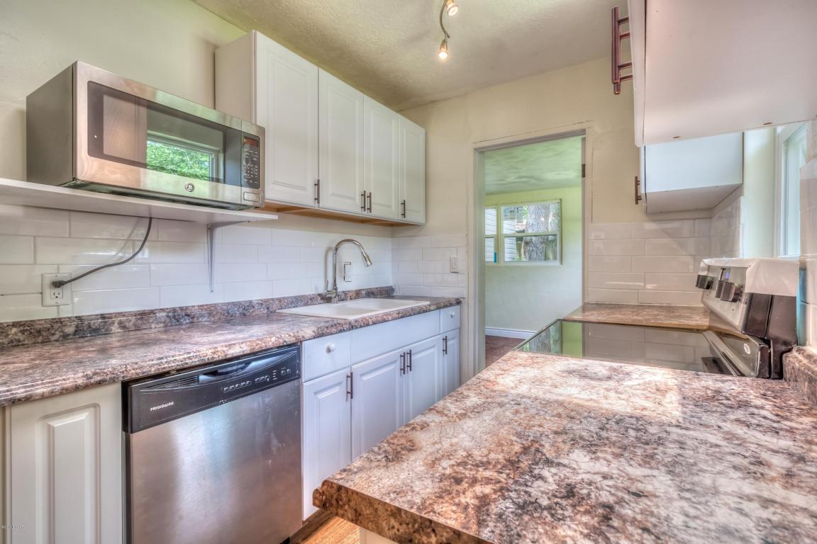 1223 10TH Street, Daytona Beach, FL 32117