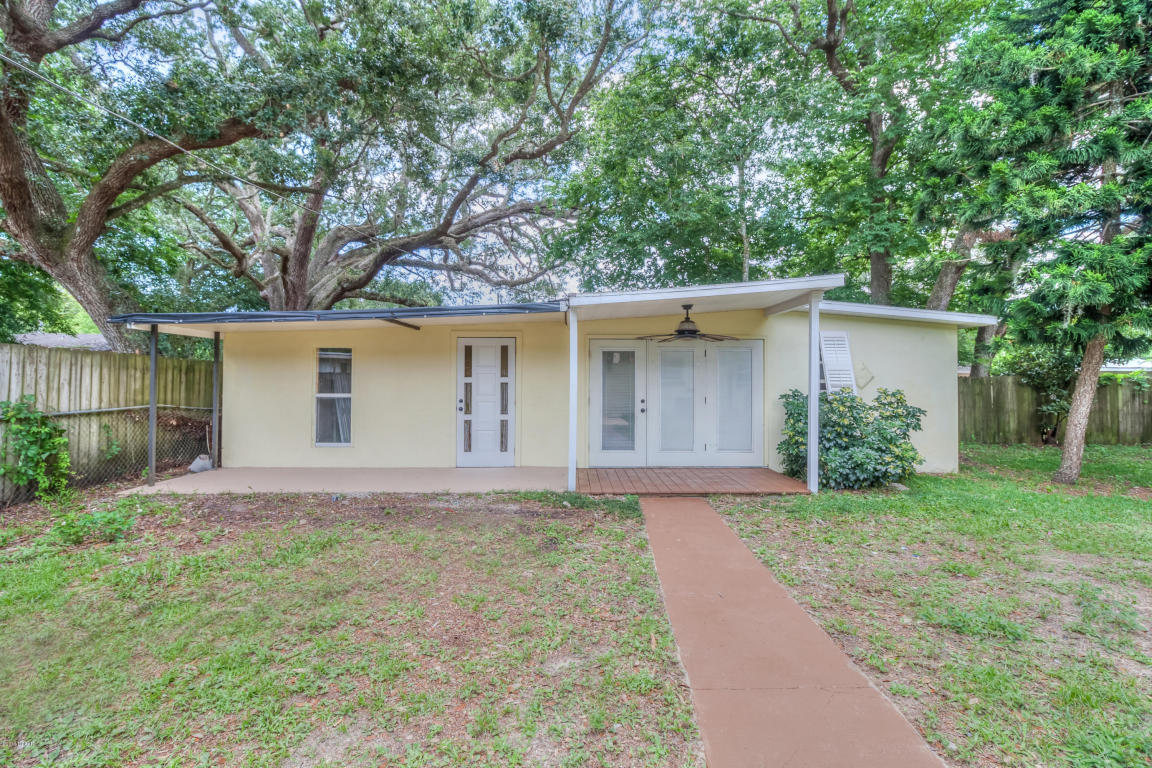 1223 10TH Street, Daytona Beach, FL 32117