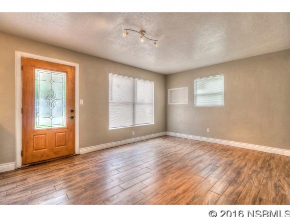 1223 10TH ST, Daytona Beach, FL 32117