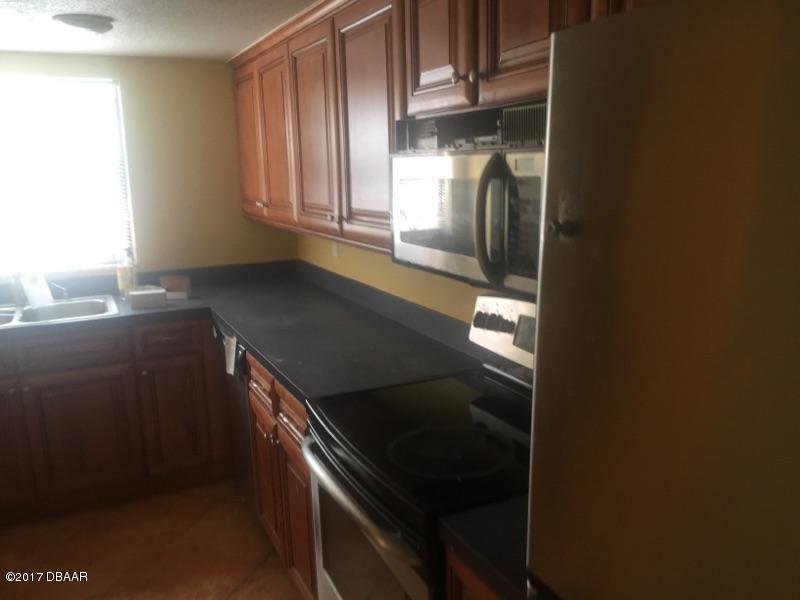 625 N Halifax Avenue, Daytona Beach, FL 32118