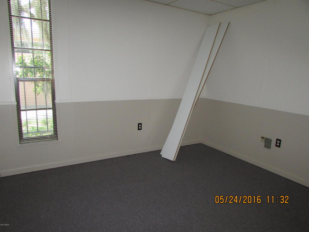 410 N HALIFAX Avenue, Daytona Beach, FL 32118
