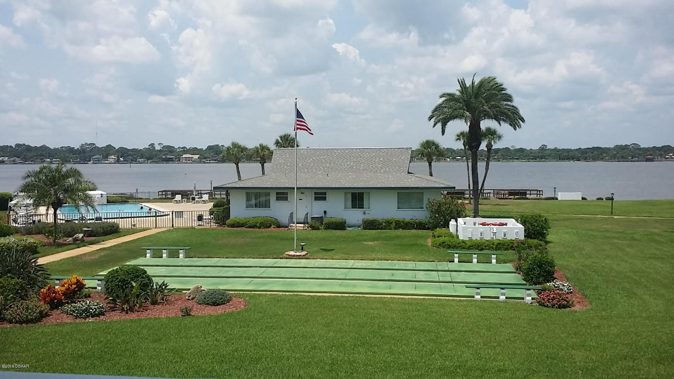 3013 N HALIFAX Avenue, Daytona Beach, FL 32118