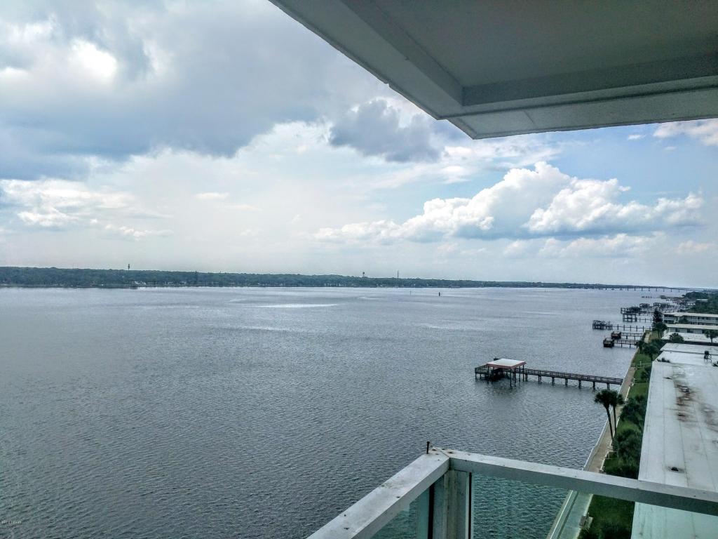 2711 N HALIFAX Avenue, Daytona Beach, FL 32118