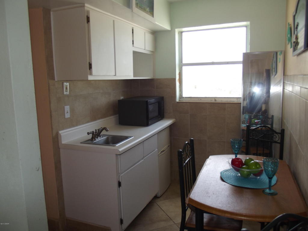 219 S Atlantic Avenue, Daytona Beach, FL 32118