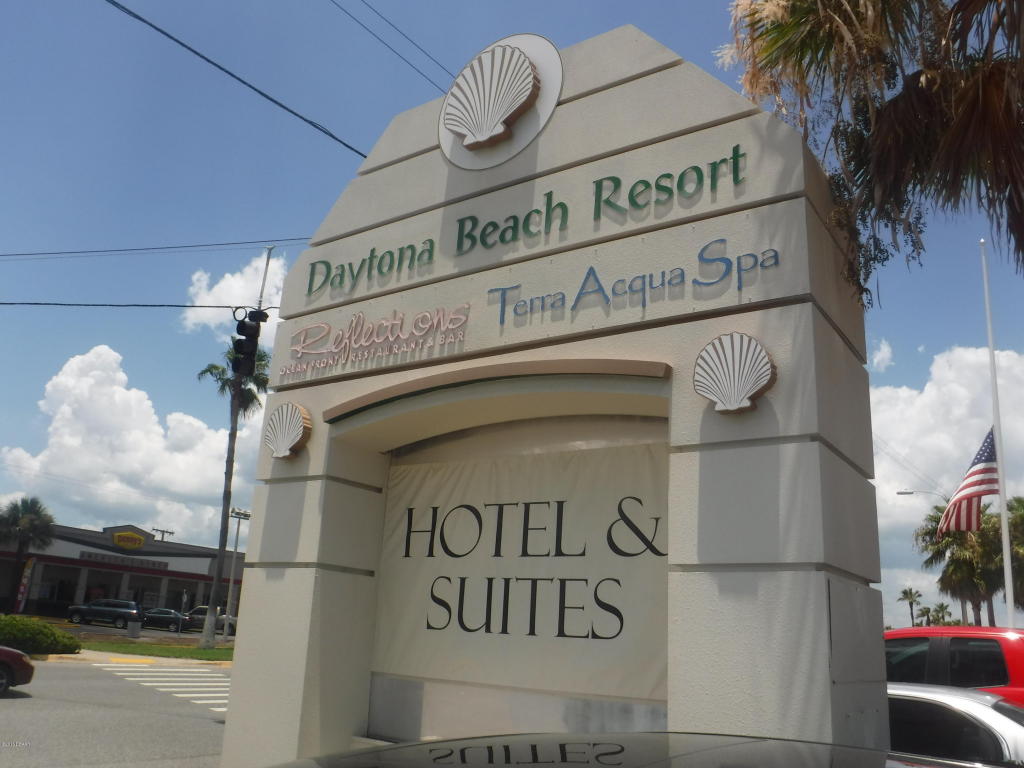 2700 N Atlantic Avenue, Daytona Beach, FL 32118