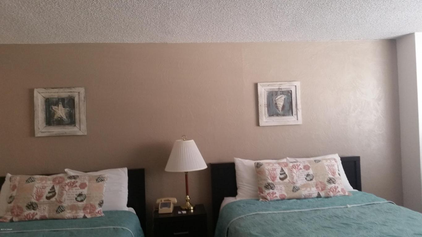 313 S Atlantic Avenue, Daytona Beach, FL 32118