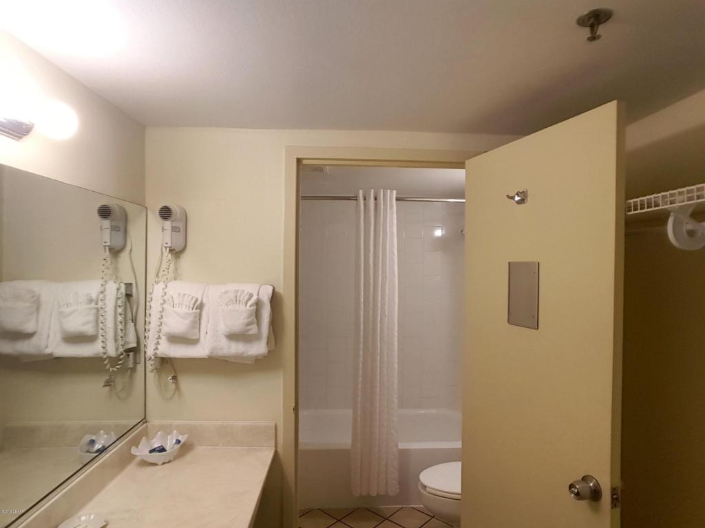 1909 S ATLANTIC Avenue, Daytona Beach Shores, FL 32118
